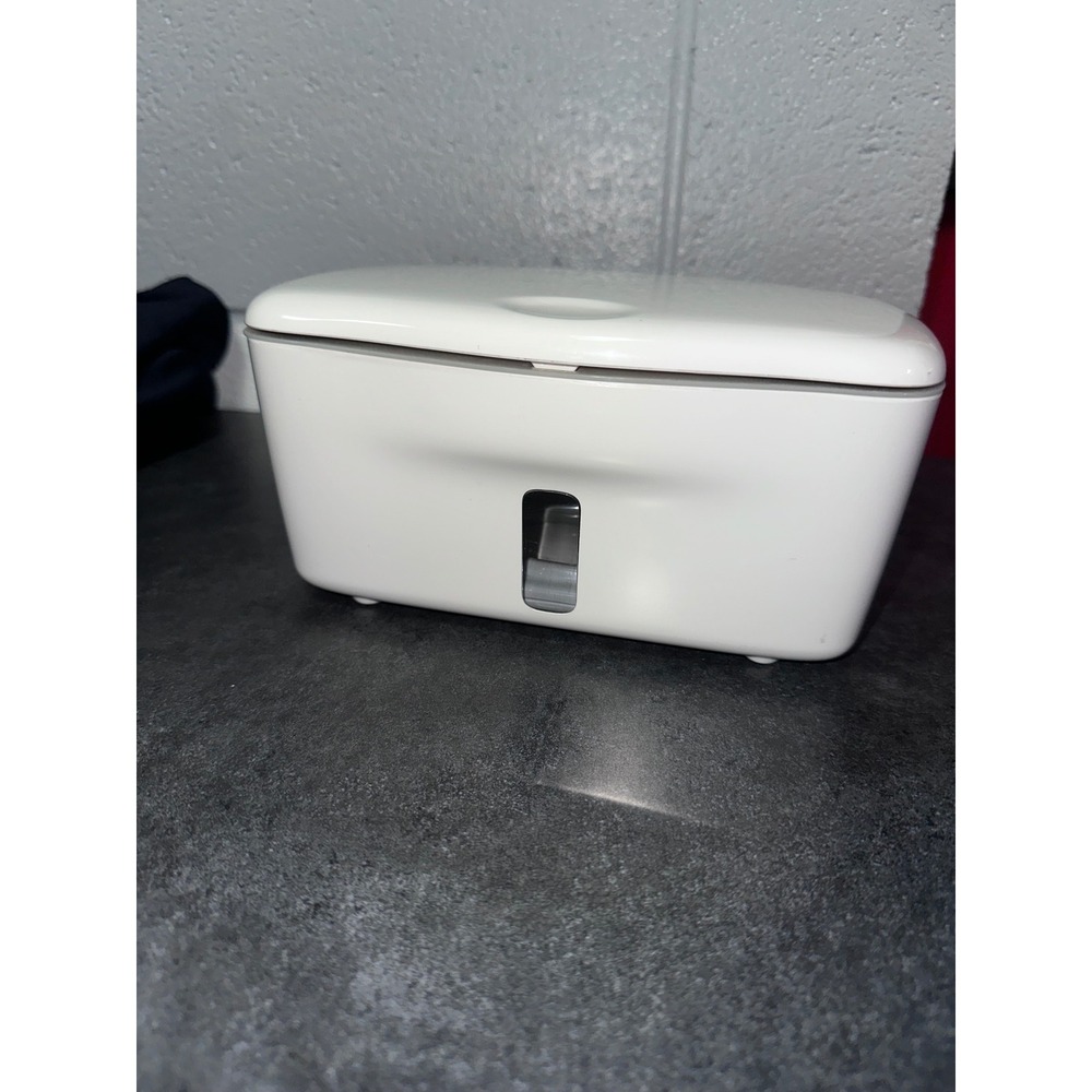 OXO Tot Perfect Pull‎ Wipes Dispenser White Weighted Plate One Handed Use